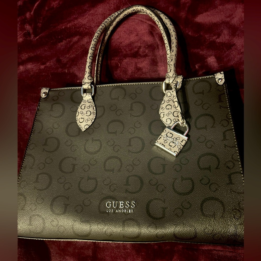 Guess shoulder bag
